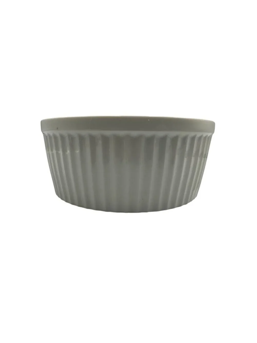 White Ceramic Round Baking Dish Ribbed Textured Sides Oven-Safe Cookware 7.5